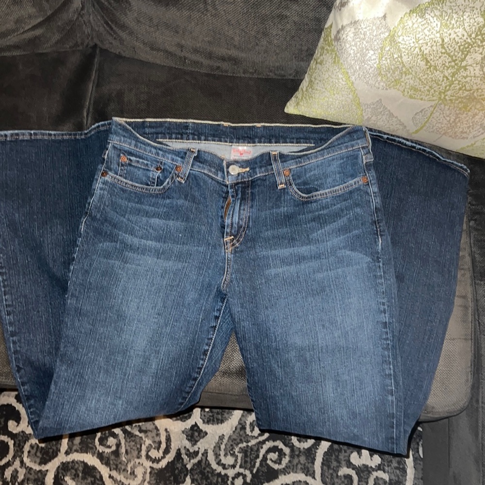 Lucky Brand Mid Rise Flare jeans